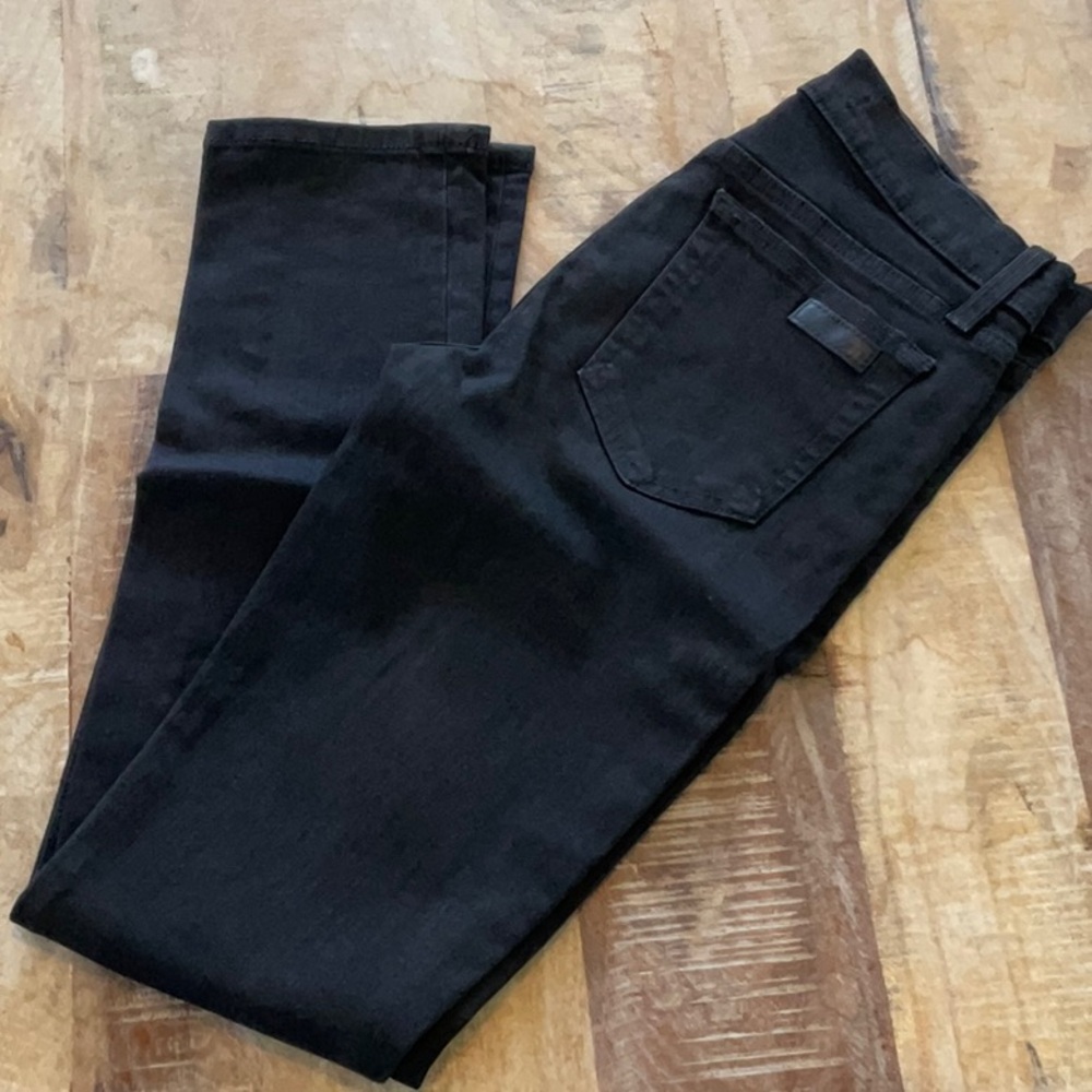 Joes jeans black straight leg size 28. SELENA